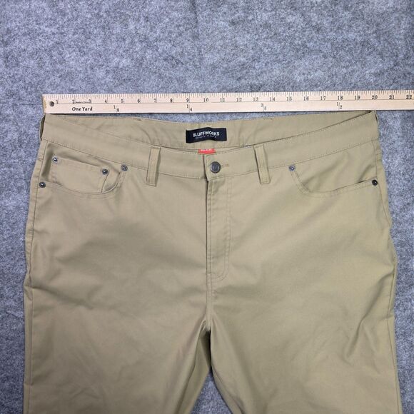 Bluffworks‎ Pants Mens 40x30 Khaki Ascender Slim Fit Travel Chino Performance - Picture 3 of 8